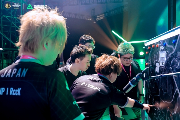 是他保持高 是他保持高